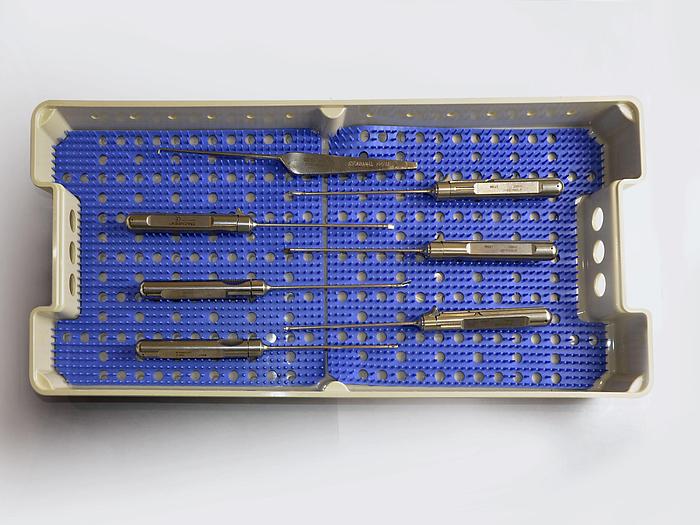 Used COMPLETE SET OF ARTHROSCOPY SCISSORS (ACUFLEX SMITH & NEPHEW), CIGAR HANDLE