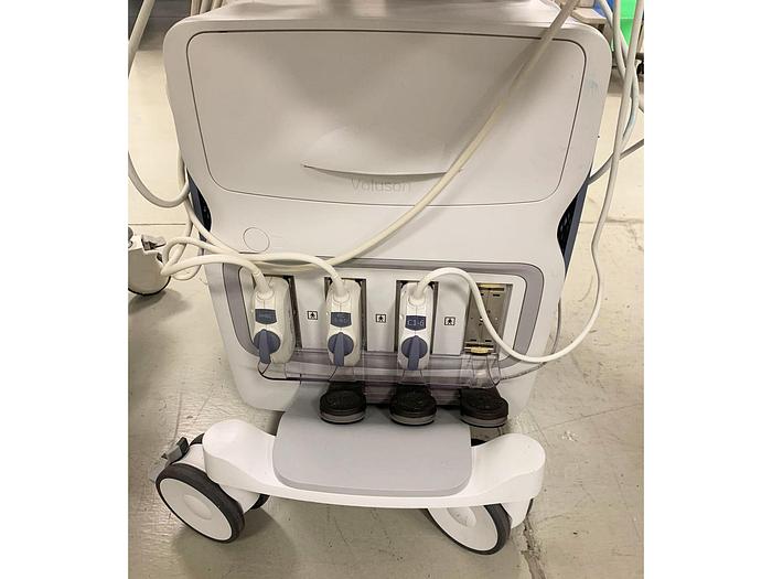 D'occasion ECHOGRAPHE GENERAL ELECTRIC VOLUSON E10