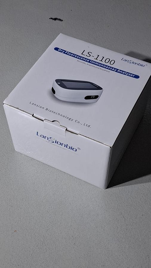 POCT PORTABLE ANALYZER LS-1100 Dry Fluorescence Immunoassay Analyzer