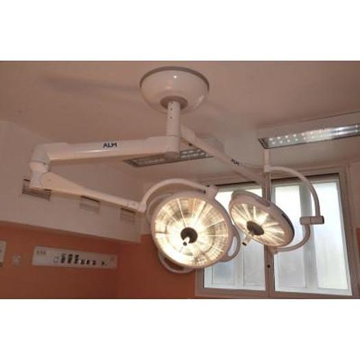 Used ALM PRISMALIX OPERATING LIGHT WITH 70CM DOME AND 50CM SATELLITE