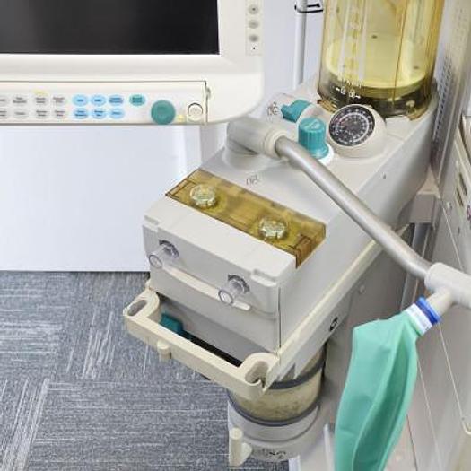 Used DATEX OHMEDA AESTIVA 5 anesthesia ventilator with ventilator 7900
