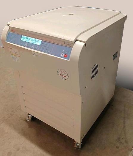 D'occasion CENTRIFUGEUSE THERMOFISHER HERAEUS MULTIFUGE X3 FR pour 96 tubes