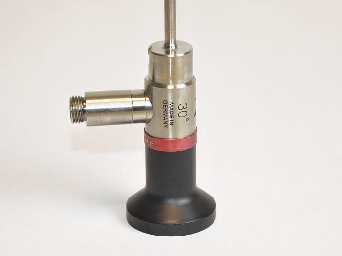 original-d-occasion-ensemble-d-arthroscopie-orl-30-degr-4-mm-autoclavable.JPG