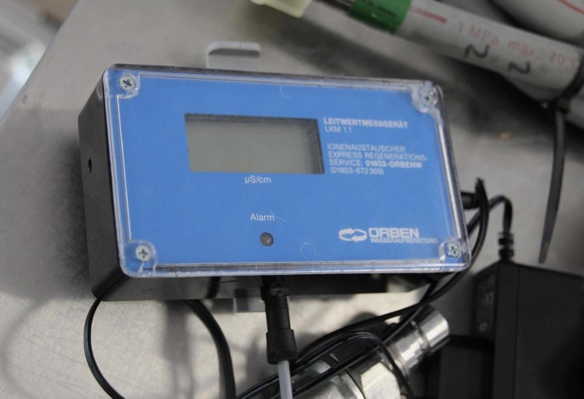 D'occasion LAVE SABOTS MIELE PG 8592  AVEC ACCESSOIRES