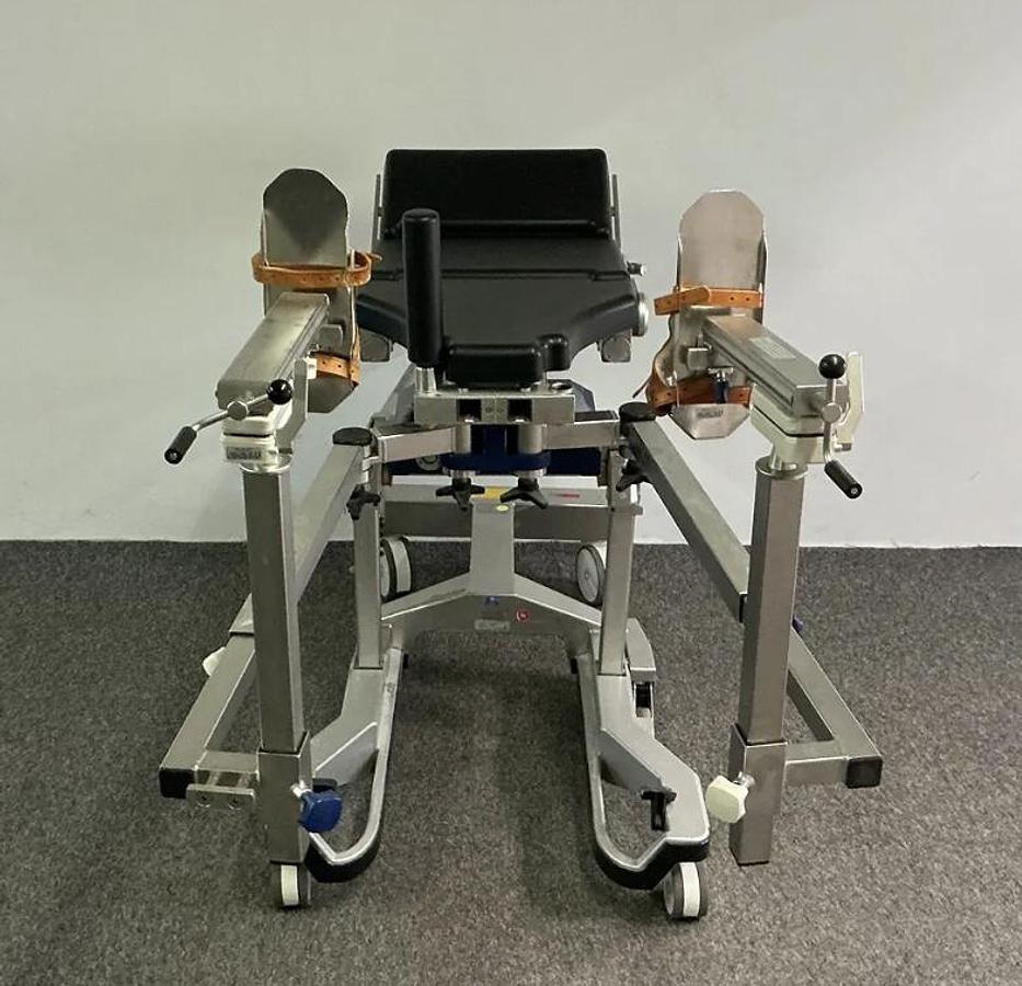 MAQUET OPERATING TABLE WITH ORTHOPEDIC EXTENSION (never used, still in its shipping crate)