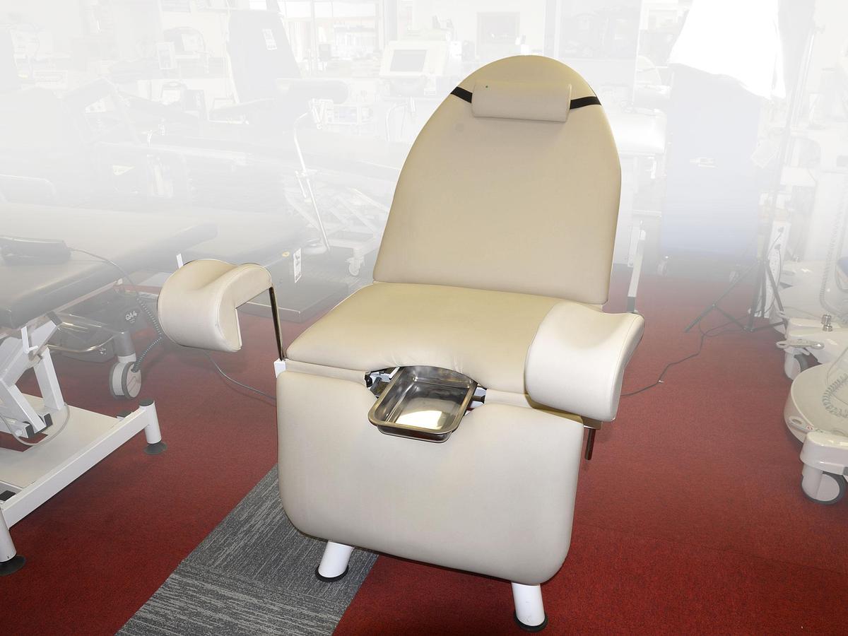 D'occasion FAUTEUIL GYNECOLOGIQUE MOBERCAS