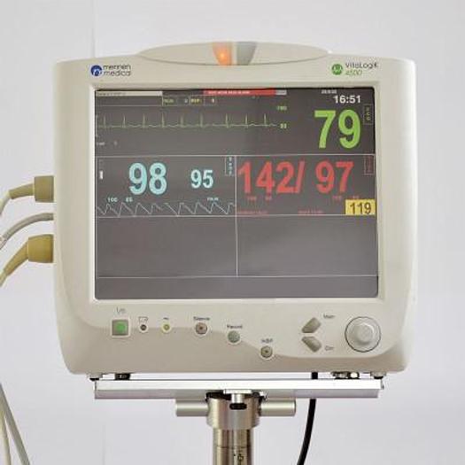 Used MENNEN-VITALOGIK 4500 MULTIPARAMETER MONITOR