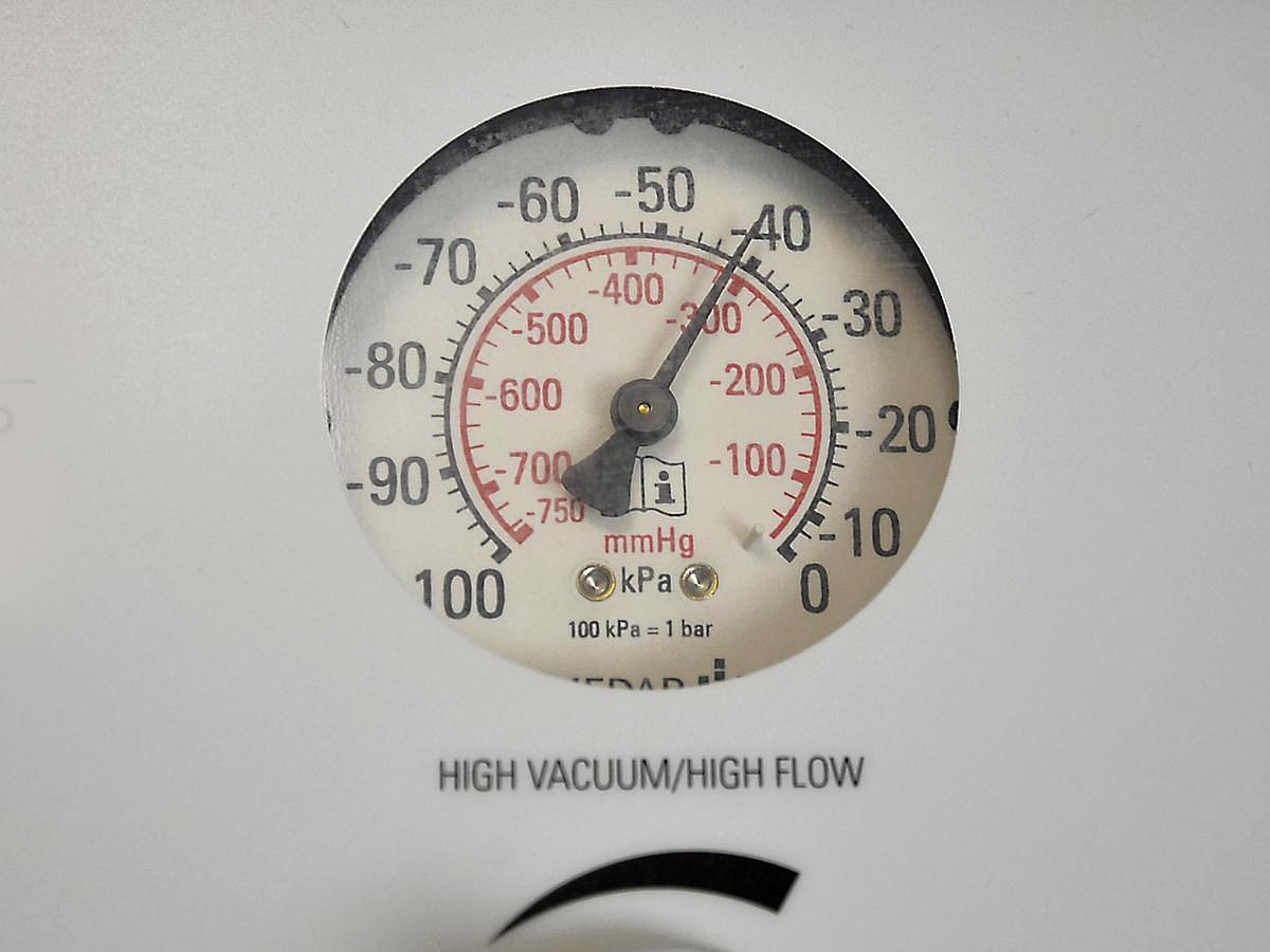 D'occasion MEDAP BORA UNIVERSAL 2080 SURGICAL ASPIRATOR