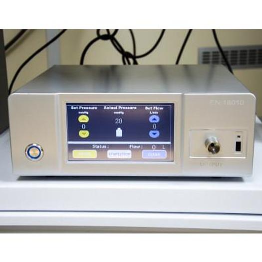 HIGH-DEFINITION ENDOSCOPY COLUMN WITH INSUFFLATOR