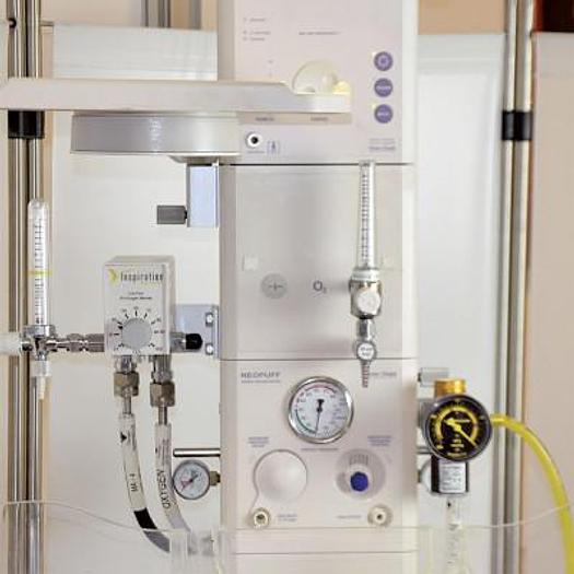 Used NEONATAL RESUSCITATION TABLE FISHER & PAYKEL COSYCOT