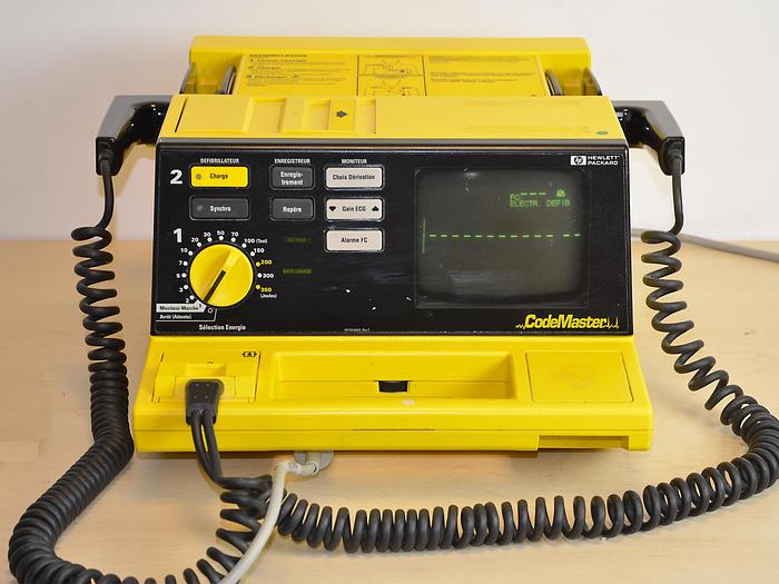 original-d-occasion-defibrillateur-hewlett-packard-codemaster-m1722-b.JPG