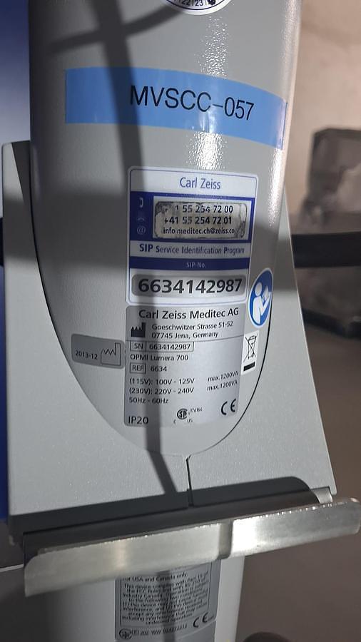 D'occasion KARL ZEISS LUMERA 700 OPERATING OPHTHALMOLOGY MICROSCOPE