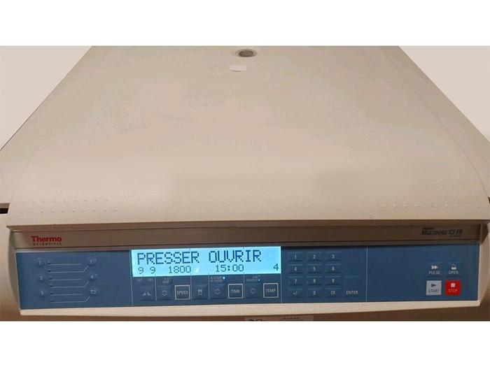 D'occasion CENTRIFUGEUSE THERMOFISHER HERAEUS MULTIFUGE X3 FR pour 96 tubes