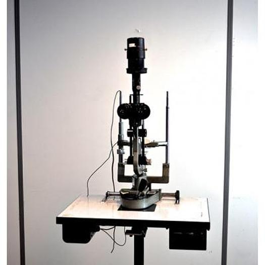 Used SLIT LAMP HAAG STREIT BM 900 THREE-DIMENSIONAL MOVEMENTS, ON TABLE WITH VARIABLE HEIGHT