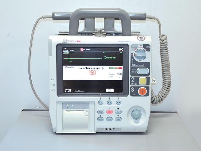 Used MINDRAY D6 DEFiBRiLATOR