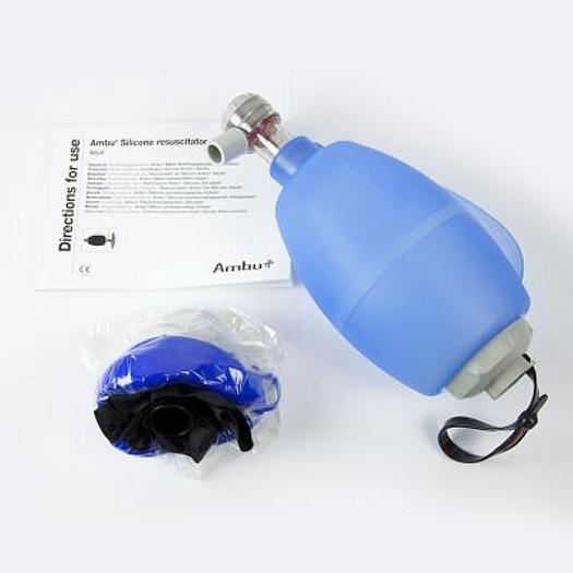 EMERGENCY CASE WITH OXYGEN CYLINDER AND AMBU