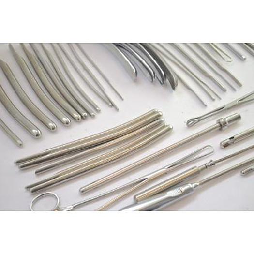 Used GYNECO SPARK PLUGS AND VALVES IN A BOX