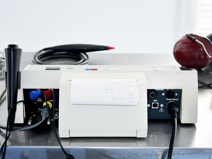 D'occasion AUDIOMETRE INTERACOUSTICS AT235