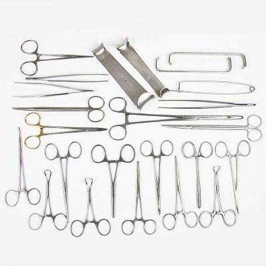 D'occasion SET OF INSTRUMENTS FOR BREAST SURGERY IN AUTOCLAVE 2 BOX
