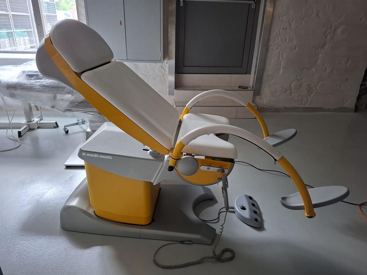 D'occasion TABLE DE GYNECOLOGIE SCHMITZ