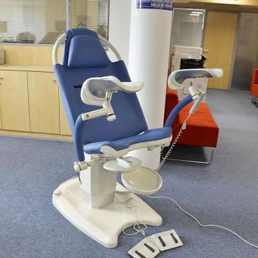 Used MAQUET RADIUS GYNECOLOGICAL AND UROLOGICAL EXAMINATION AND TREATMENT TABLE