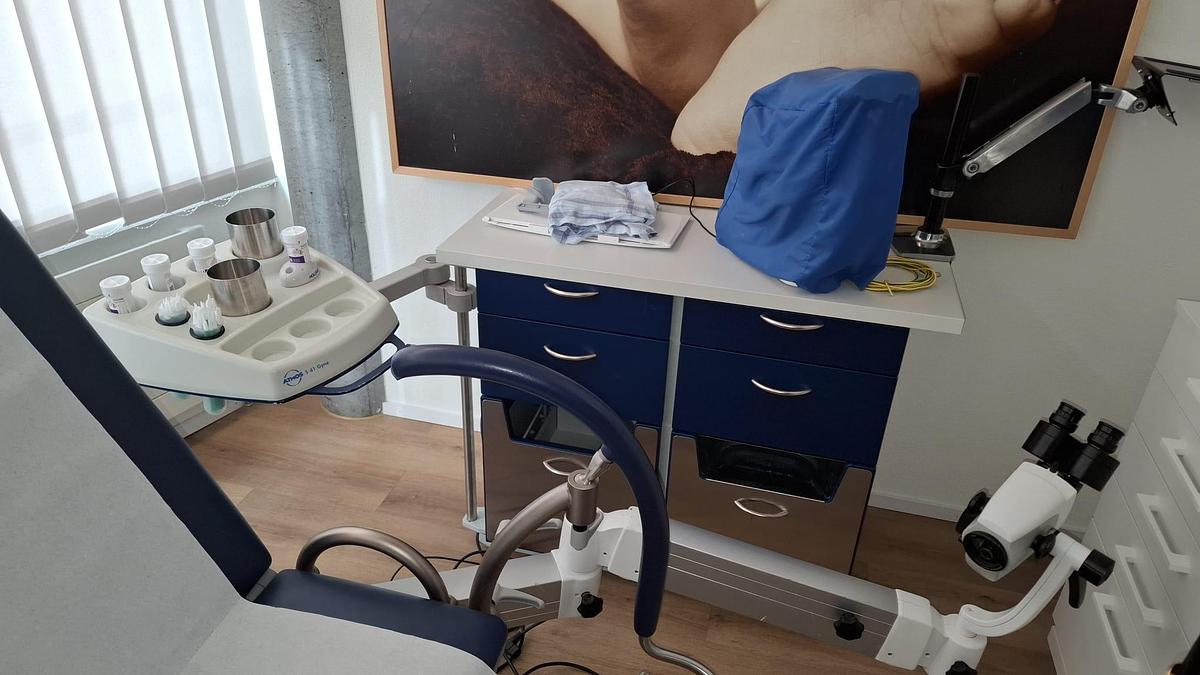 D'occasion ATMOS COMPLETE GYNECOLOGICAL SET CHAIR - DIGITAL COLPOSCOPE - FURNITURE - STOOL