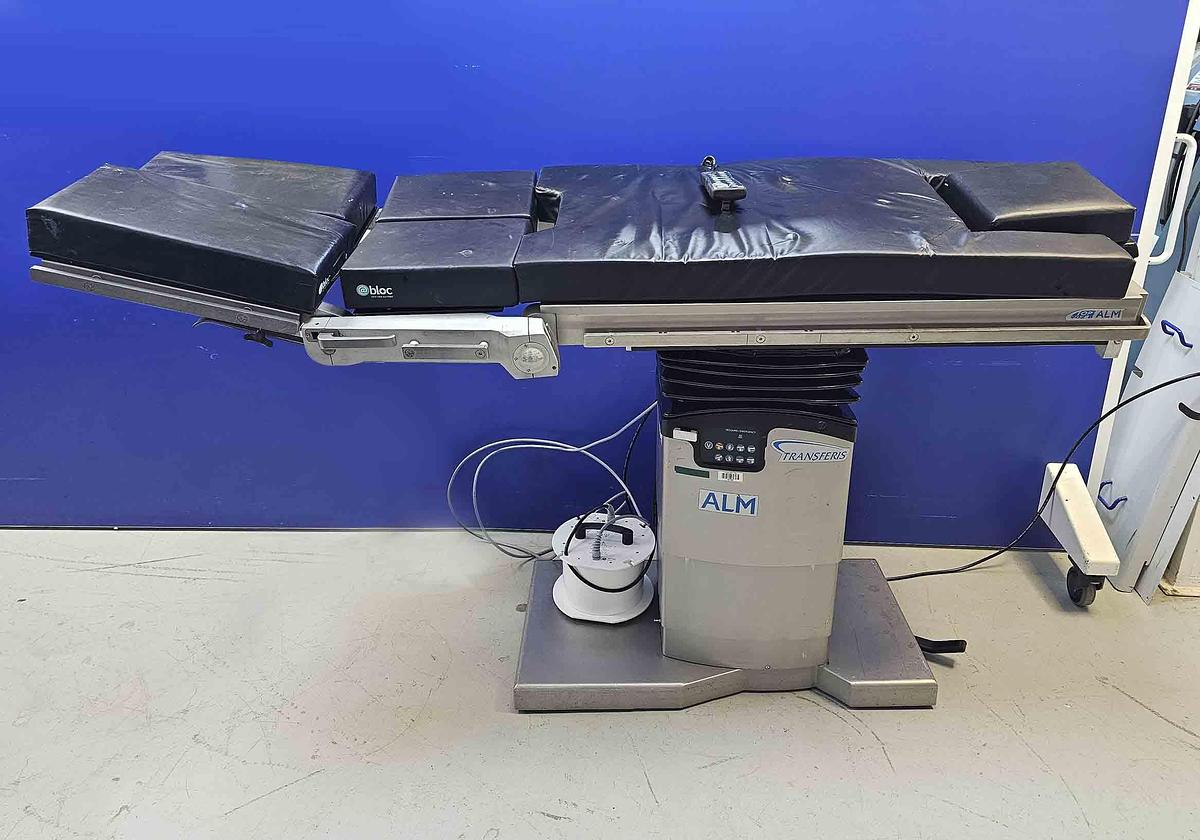 D'occasion ALM TRANSFER ELECTRICAL OPERATING TABLE