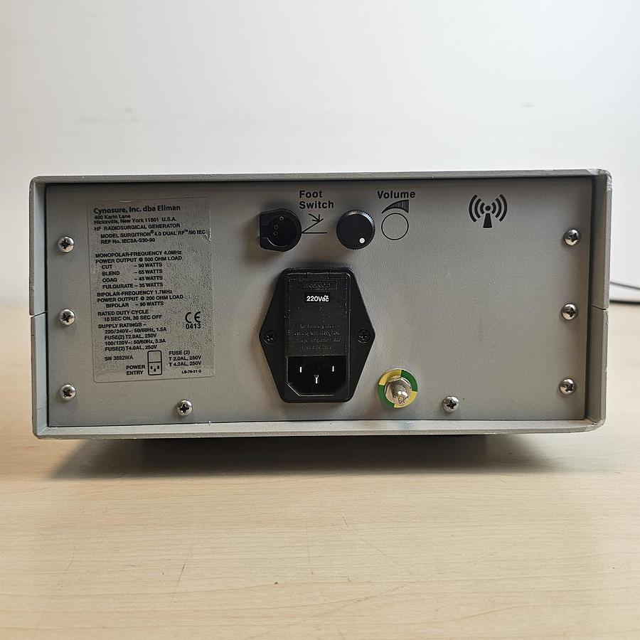 D'occasion ELLMAN SURGITRON EMC RADIOFREQUENCY ELECTROPHILE