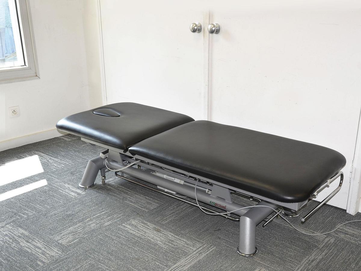 D'occasion HANNING ECOPOSTURAL SL95 EXAMINATION COUCH WITH RECLINING HEADREST