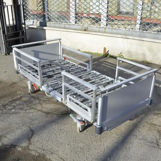 Used VOLKER S962-2 HEALTHCARE BED