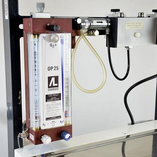 Used KONTRON ANESTHESIA TROLLEY (SWITZERLAND) WITH RAMP, MIXER AND STORAGE SYSTEM