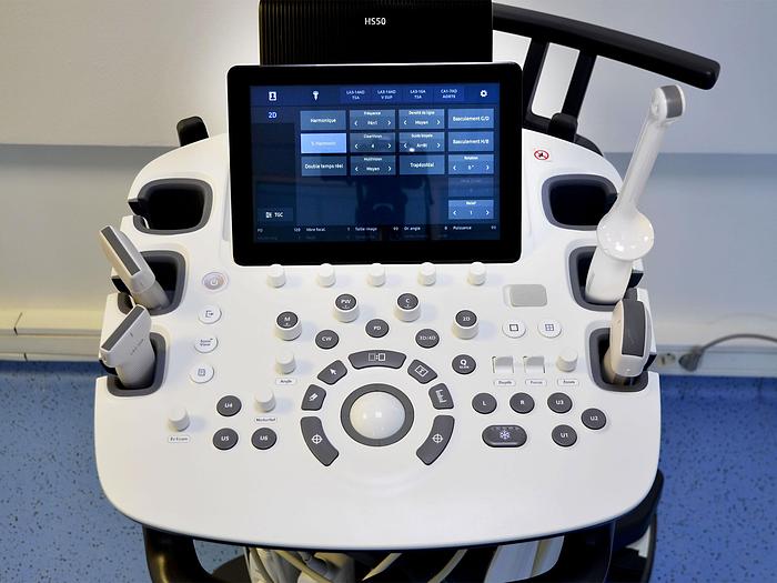 Used SAMSUNG HS 50 ULTRASOUND SCANNER