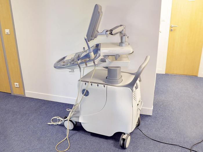 Used VOLUSON E8 GENERAL ELECTRIC ULTRASOUND