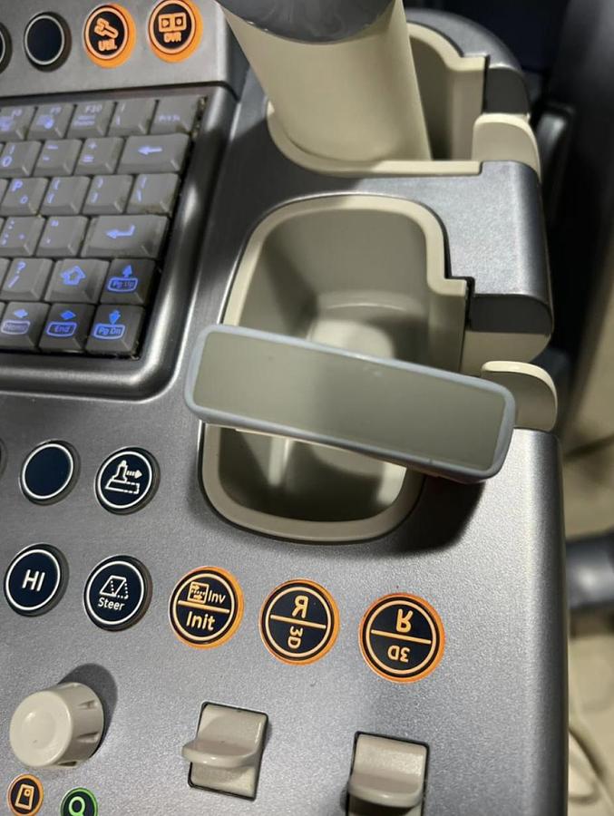 D'occasion ECHOGRAPHE GYNECOLOGIQUE VOLUSON S6 AVEC 4 SONDES