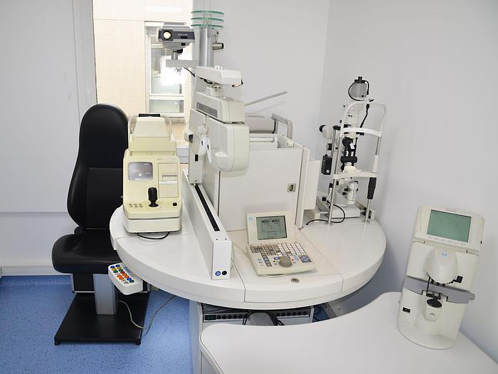 Used NIDEK OPHTHALMOLOGICAL CONSULTATION TABLE