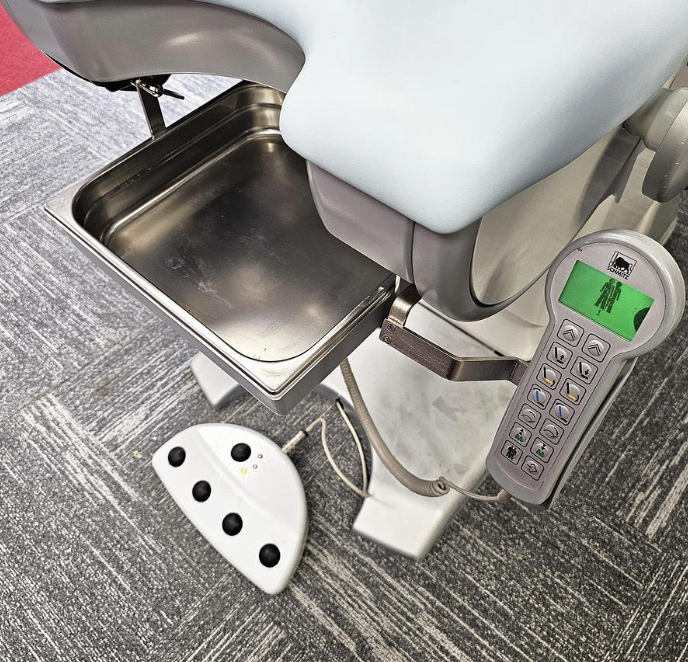 D'occasion CHAISE GYNECOLOGIQUE SCHMITZ MEDI-MATIC