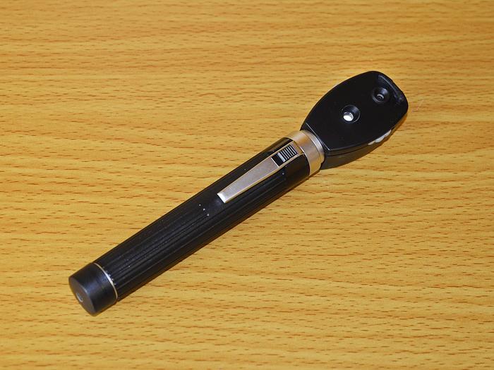 original-neuf-otoscope-neuf.JPG