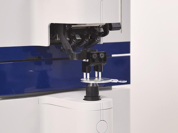 D'occasion FRONTOFOCOMÈTRE TOMEY LENSMETER TL-2000C