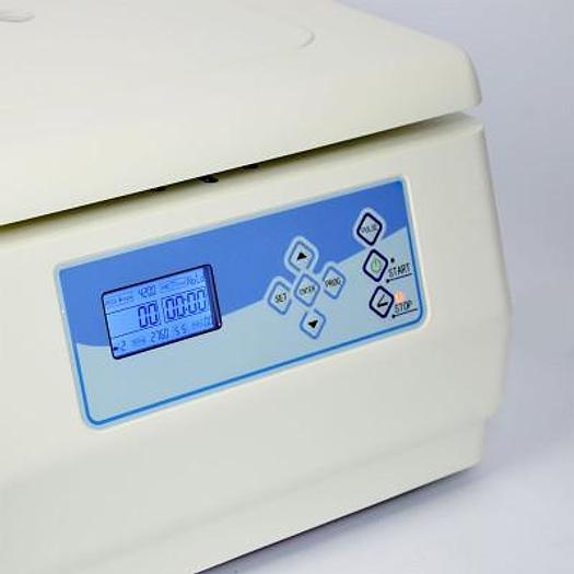 LOW-SPEED TABLETOP CENTRIFUGE