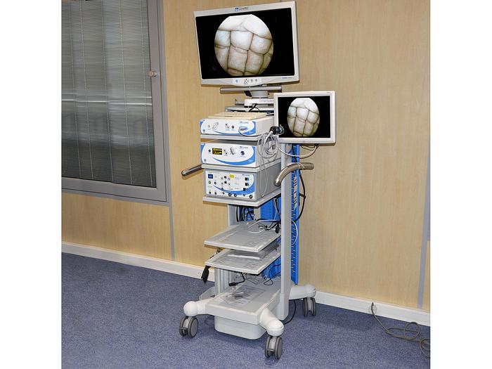 original-d-occasion-colonne-d-endoscopie-conmed-hd-haute-definition-coeliochirurgie.JPG