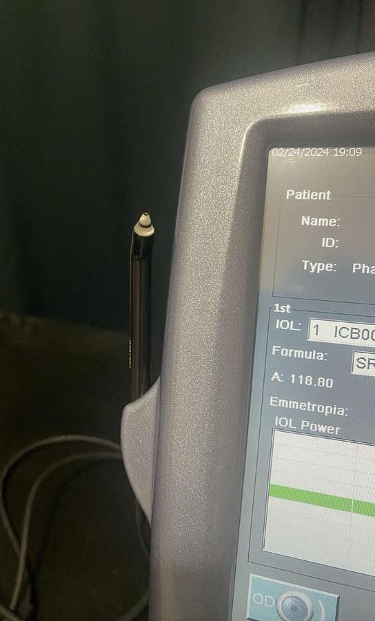 D'occasion Alcon OcuScan Biometer Pachymeter A-Scan Ophthalmic Ultrasound System 