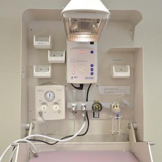 Used FISCHER&PAYKEL NEONATAL WALL-MOUNTED RESUSCITATION TABLE