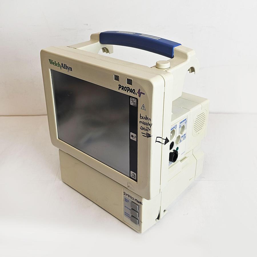 D'occasion WELCH ALLYN PROPAQ MULTIPARAMETRIC MONITOR