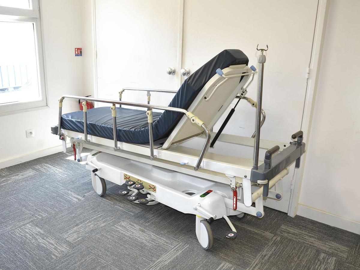 D'occasion HUNTLEIGH LIFEGUARD PATIENT TRANSPORT TROLLEY