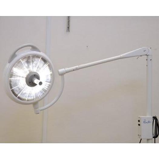 Used ALM PRISMALIX OPERATING LIGHT ON STAND