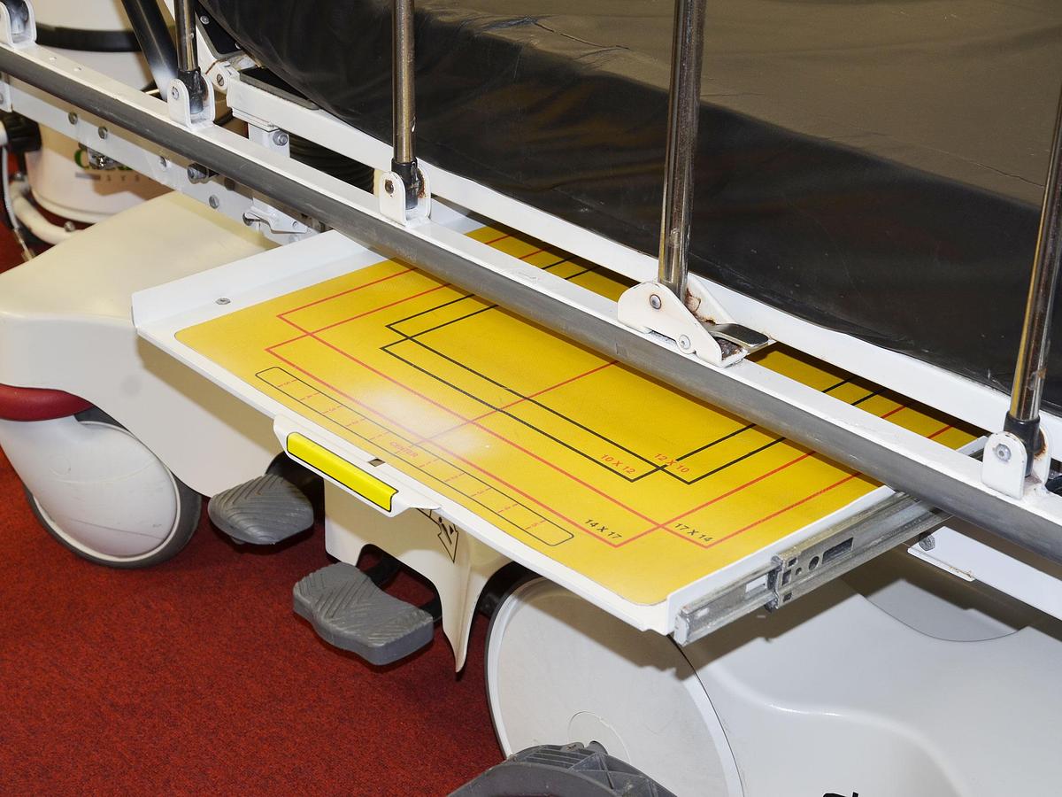 D'occasion STRYKER TRAUMA CART model 1037