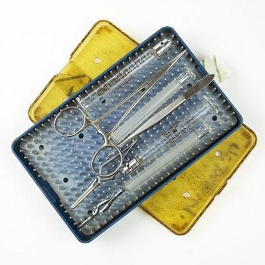 Used SET OF OPHTHALMIC INSTRUMENTS