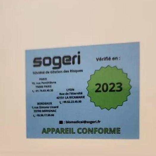 Used GENERAL ELECTRIC ADVANCE CS2 ANESTHESIA RESPIRATOR with MONITORING ANESTHESIA CARESCAPE