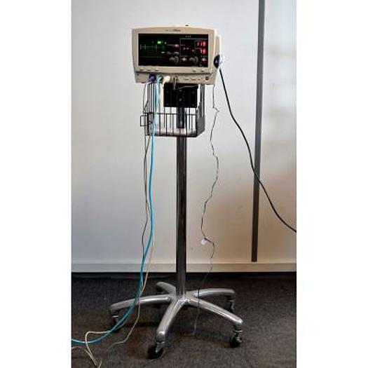 Used WELCH ALLYN ATLAS MULTIPARAMETER MONITOR ON MOBILE STAND