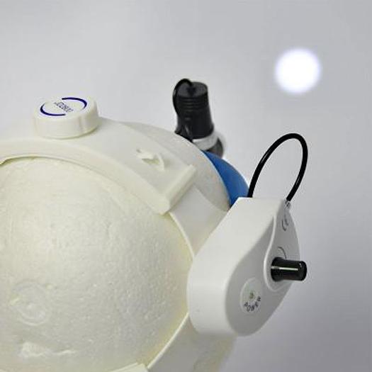 HEADLAMP WITH MAGNIFYING GLASS